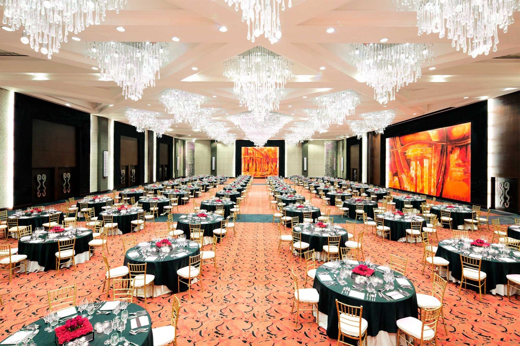 sofitel-unveils-the-new-look-of-the-iconic-grand-plaza-ballroom